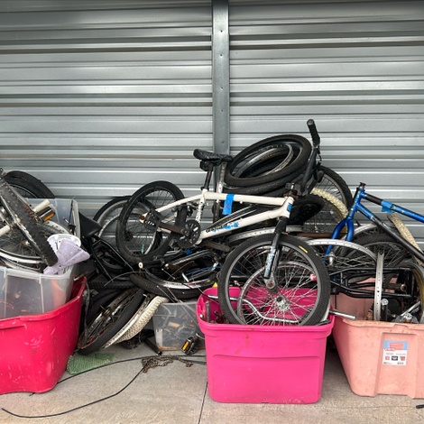 Storage unit 10 x 5 — Store Space