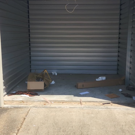 Storage unit 10 x 10 — Your Extra Closet - Grand Oaks