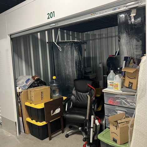 Storage unit 10 x 10 at Capital Self Storage II