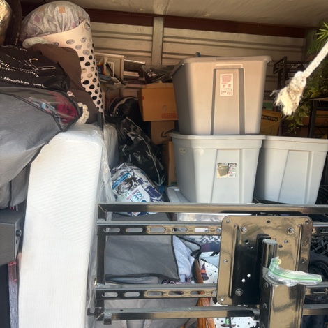 Storage unit 10 x 10 — UHaul Moving & Storage of 48 & Vin