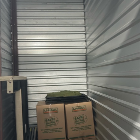 Storage unit 5 x 10 at Store Space