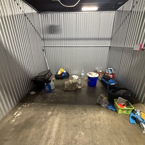 Storage unit 10 x 10 at 10 Federal Storage