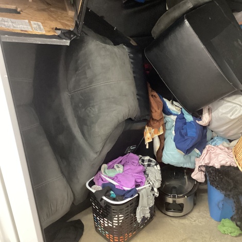 Storage unit 8 x 10 — U-Haul Moving & Storage of Overland
