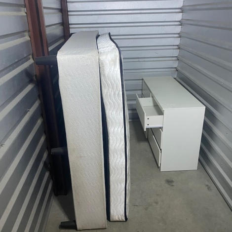 Storage unit 5 x 10 at Purely Storage - Atwater 2