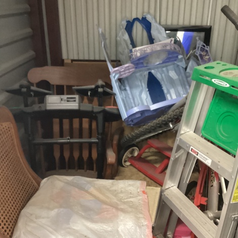 Storage unit 5 x 5 — U-Haul Moving & Storage of The Hill