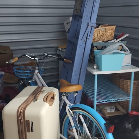Storage unit 10 x 10 — Your Extra Closet - Grand Oaks