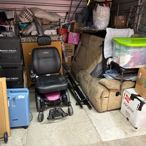 Storage unit 10 x 10 at U-Haul Moving & Storage of Woodlake