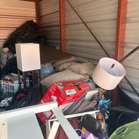 Storage unit 10 x 15 — UHaul Moving & Storage of 48 & Vin