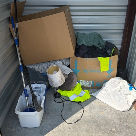 Storage unit 5 x 5 — Madisonville Self Storage