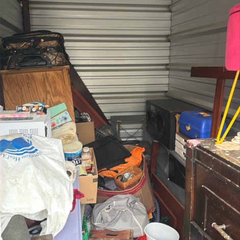 Storage unit 15 x 10 — Madisonville Self Storage