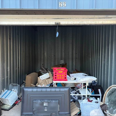 Storage unit 10 x 20 — Dove Storage - Long Beach