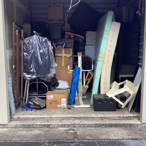 Storage unit 10 x 10 at Storage Sense Tampa