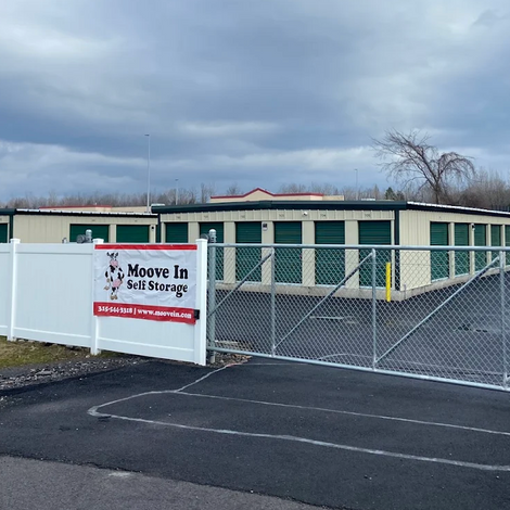 Storage Auctions at Moove In - Rome, Rome